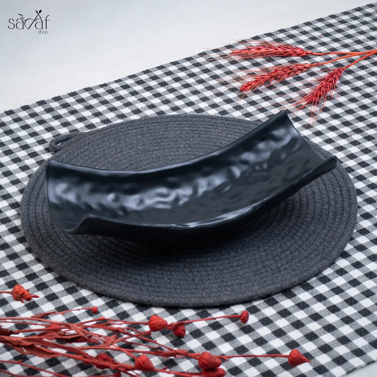 124_24_11zon ظرف پیش غذا قایقی بلک ملامین ساور ( یک عددی) - تصویر 1