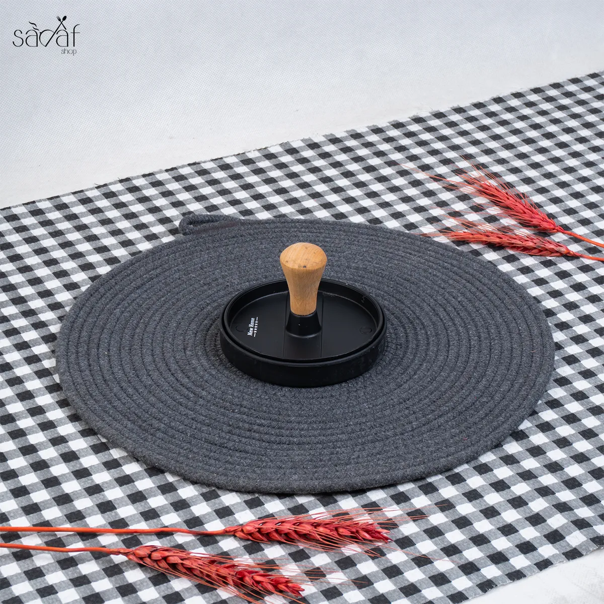 139_8_11zon قالب برگر فلزی دسته چوبی 10.5 سانت نیوهوم ( یک عددی) - تصویر 1